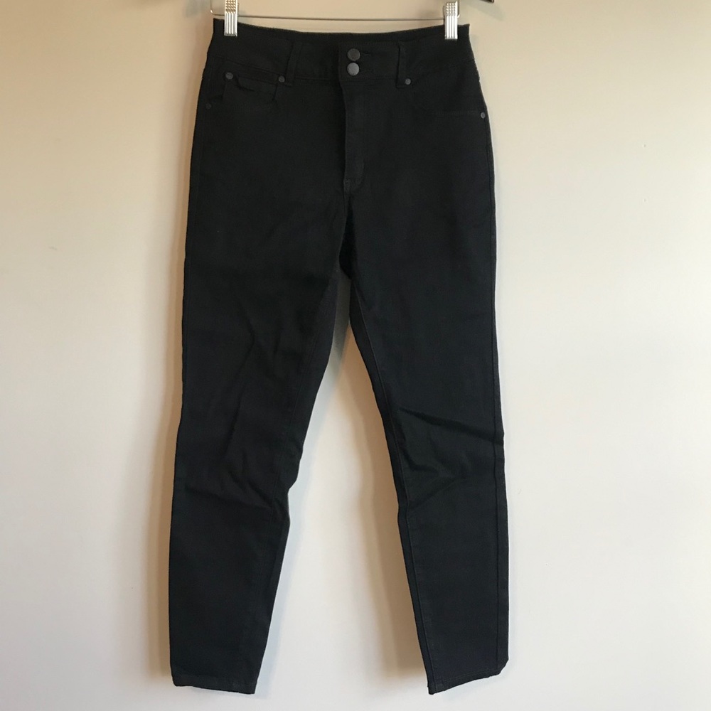 Tahari | Black High Rise Ankle Jeggings